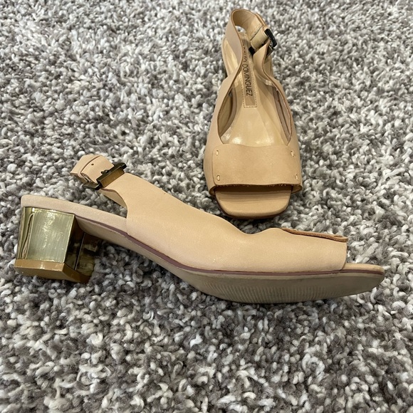Almost new! Leather Adolfo Dominguez summer tan gold comfortable heels sandals - Picture 3 of 12